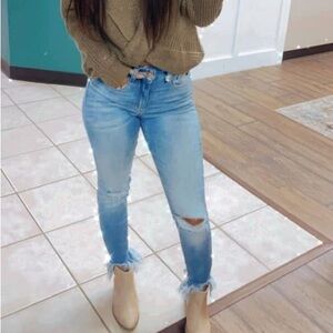 KanCan Blue Ankle Cropped Jeans with Distressed Style